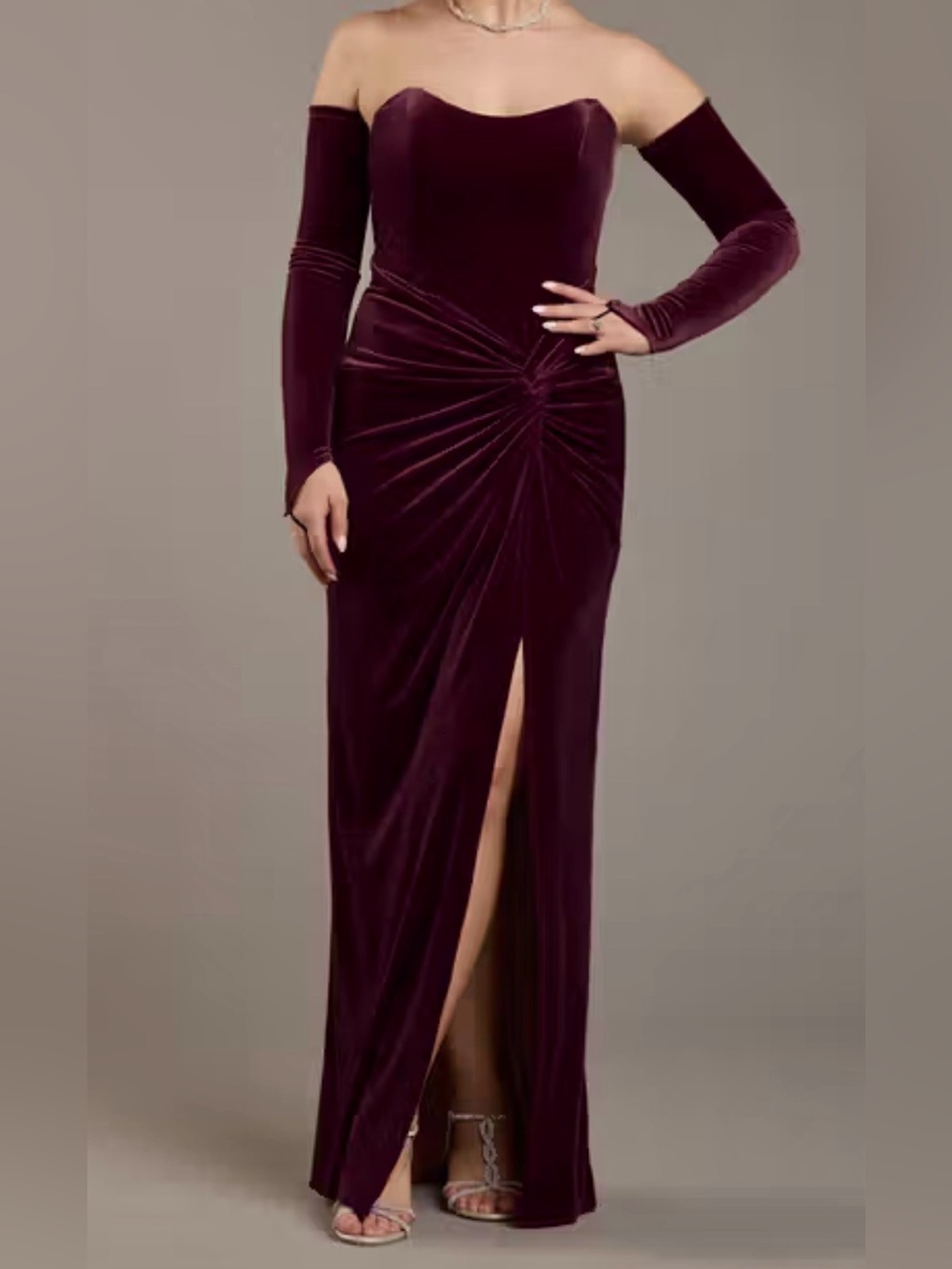 GALINA SIGNATURE

Strapless Velvet Sheath Dress with Matching Gloves